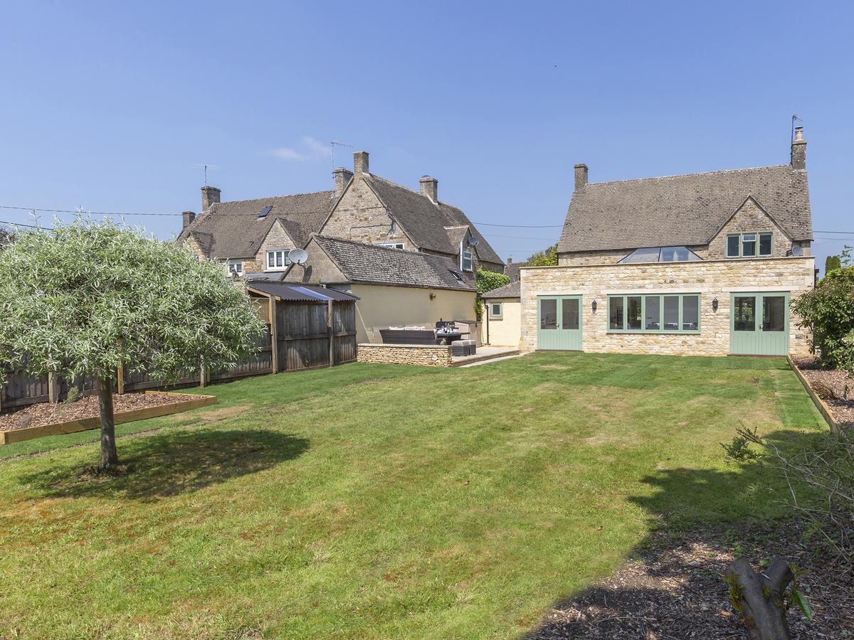 South Winds Villa Bourton-on-the-Water Eksteriør bilde