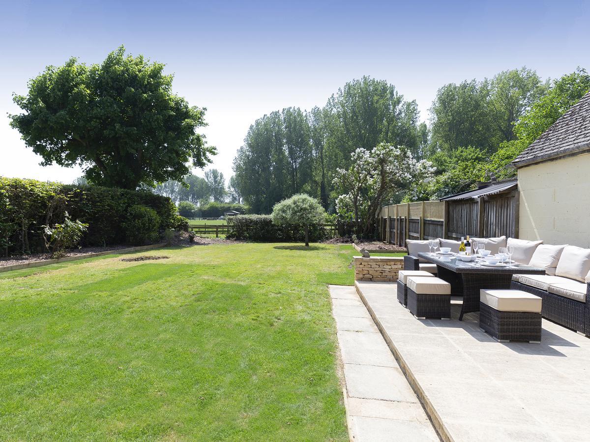 South Winds Villa Bourton-on-the-Water Eksteriør bilde